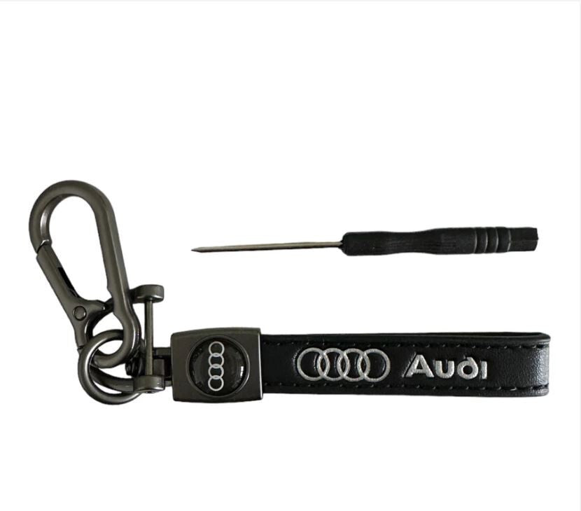 Audi Leder Schlüsselanhänger Metall Anhänger Karabinerhaken matt Audi Logo