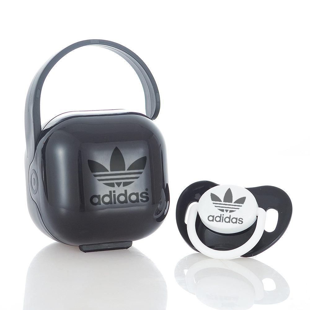 Premium Baby Schnuller adidas schwarz mit Aufbewahrungsbox & Geschenkbox