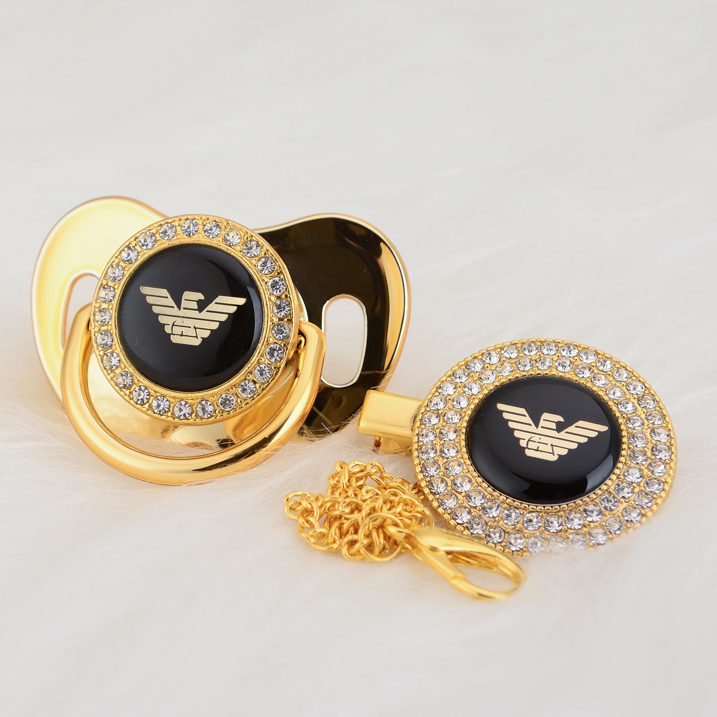 Premium Baby Schnuller Armani gold mit Clip & Geschenkbox