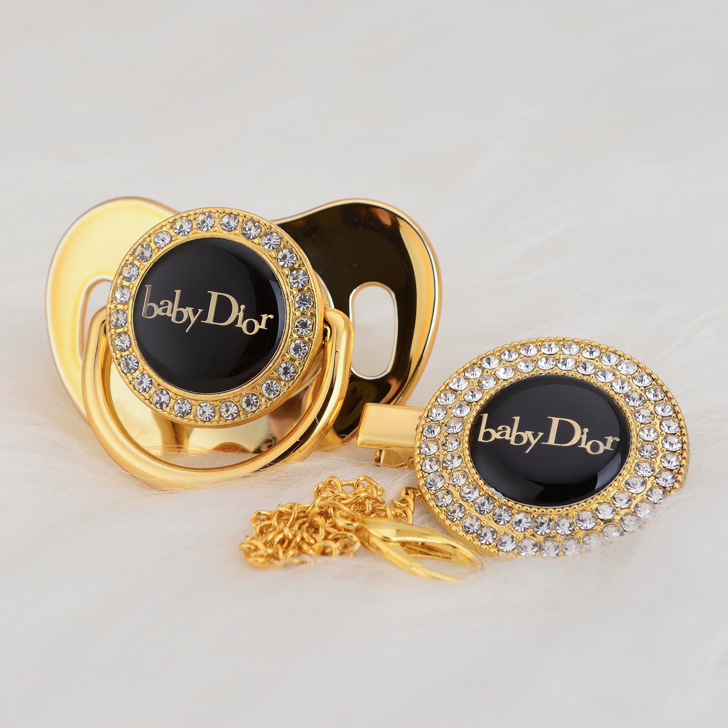 Premium Baby Schnuller Baby Dior gold mit Clip & Geschenkbox